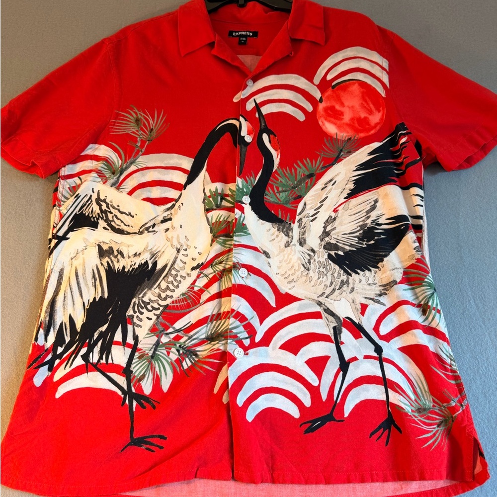 Express Men's Crane Graphic Print Short Sleeve Button-Up Shirt Red White Black M